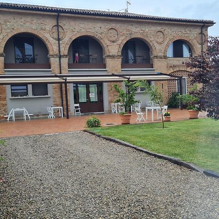 Agriturismo Arte Contadina Fiorenzuola dʼArda Extérieur photo