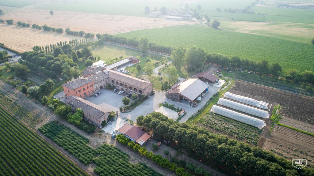 Agriturismo Arte Contadina Fiorenzuola dʼArda Extérieur photo